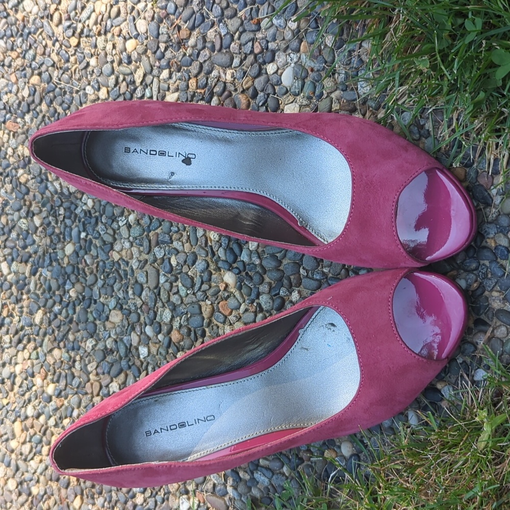 Bandolino pink open toe heel